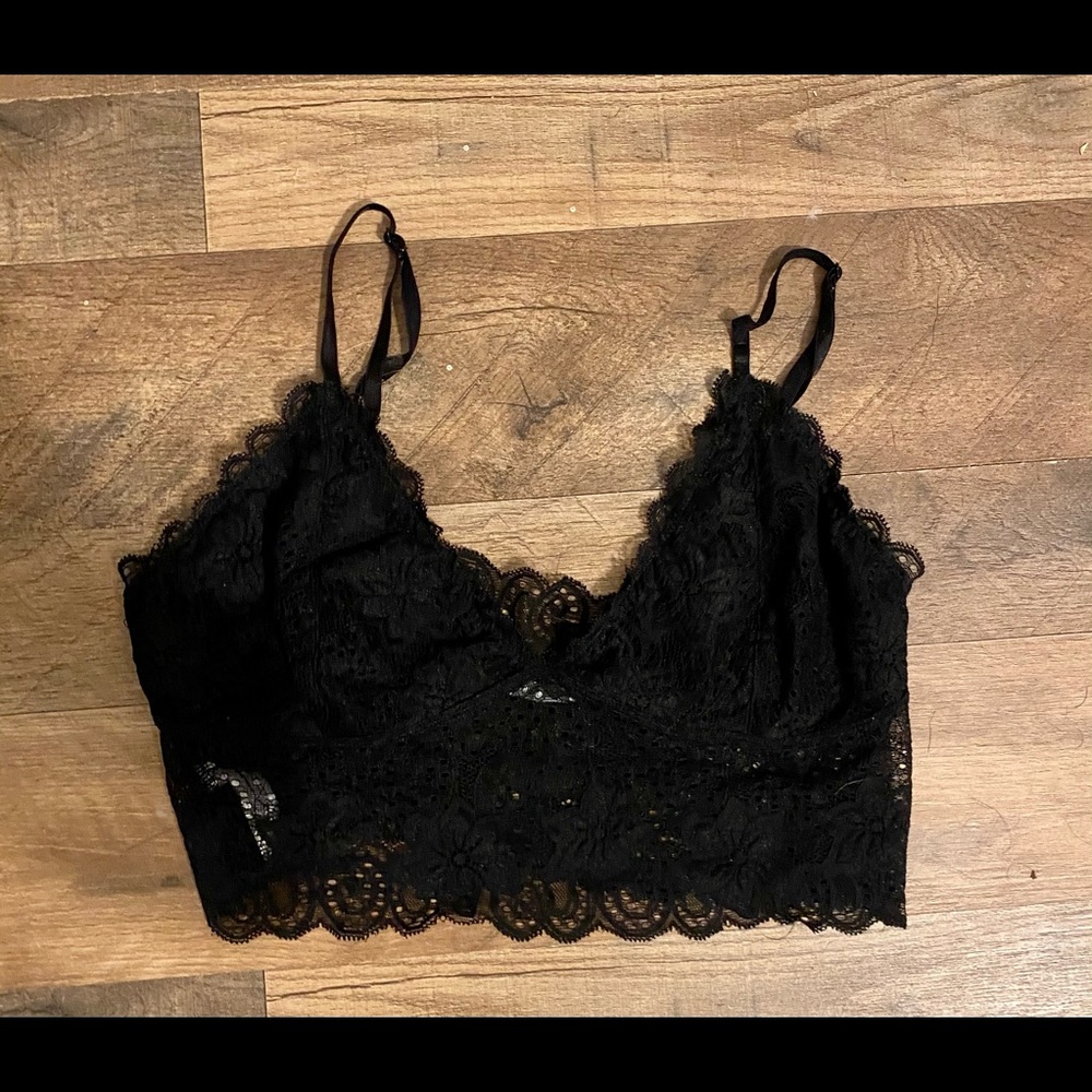 Black Bralette Urban Outfitters lace Large